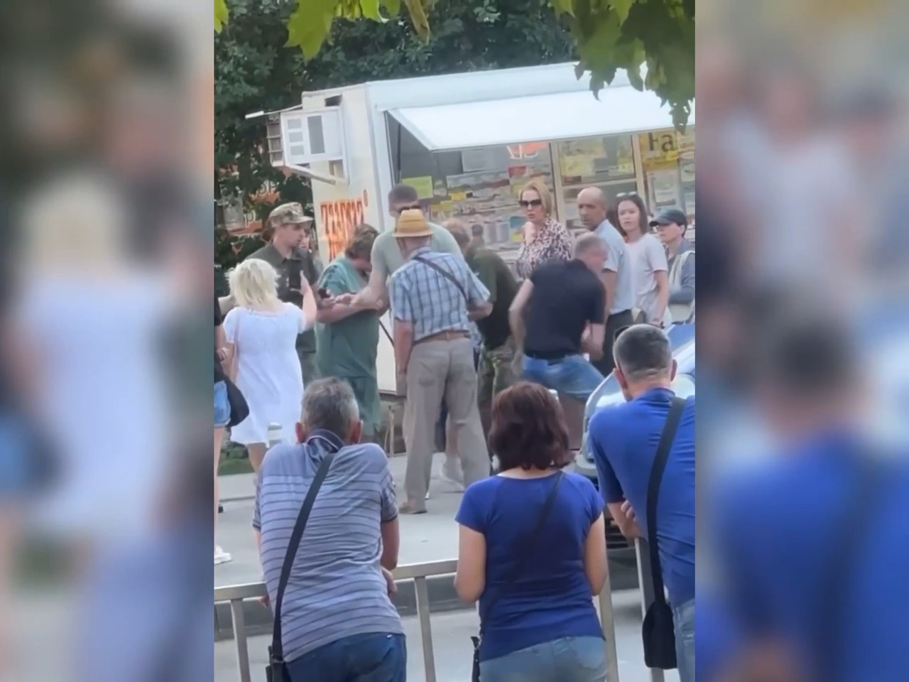 По Днепром от ТЦК сбежал мобилизованный. Кадр из видео